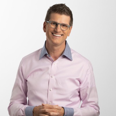 Scott Jeffrey Miller Headshot (clear)